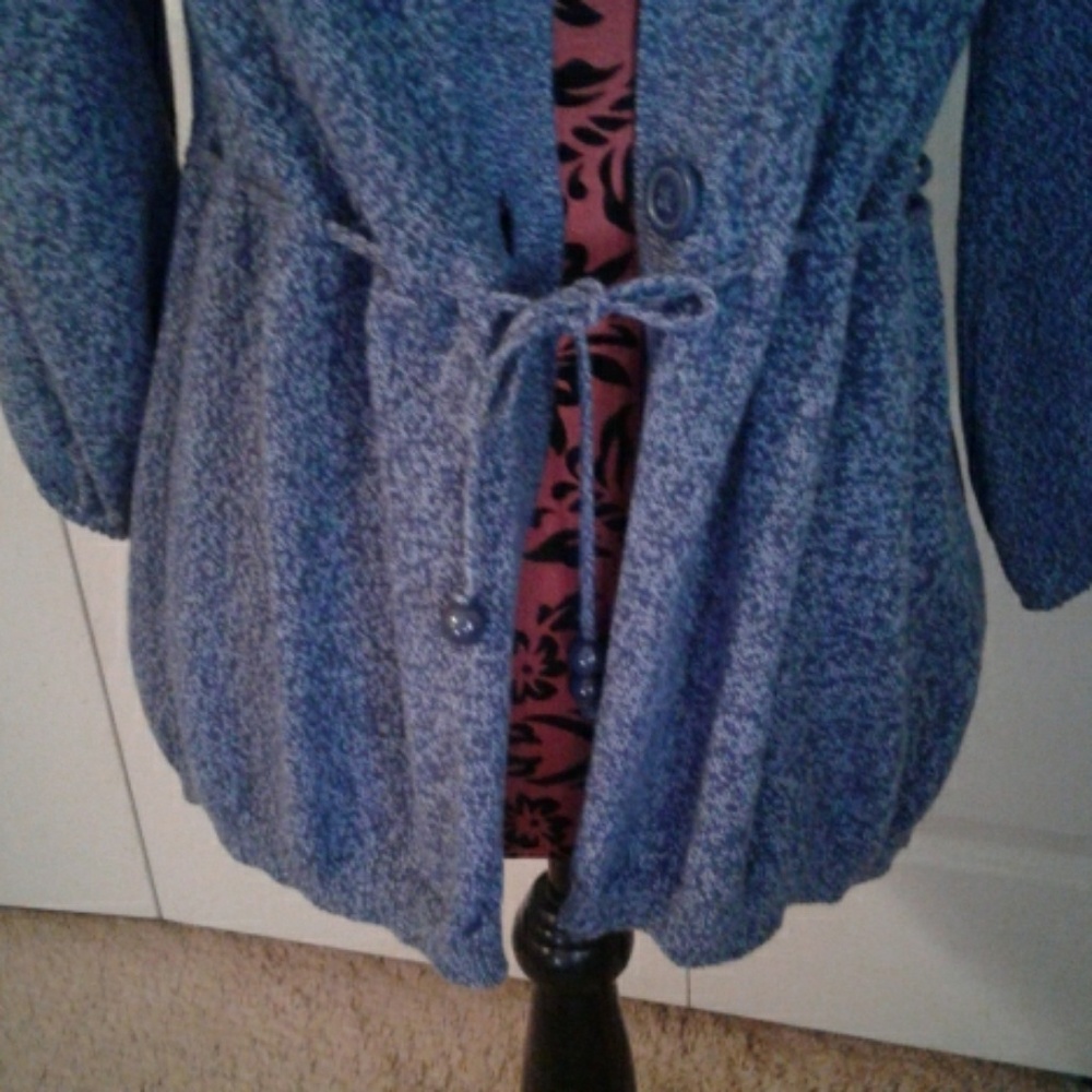 I ❤ Ronson sweater - Picture 3 of 7